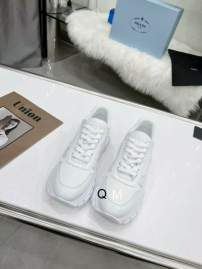 Picture of Prada Shoes _SKUPradasz35-39OM010918816